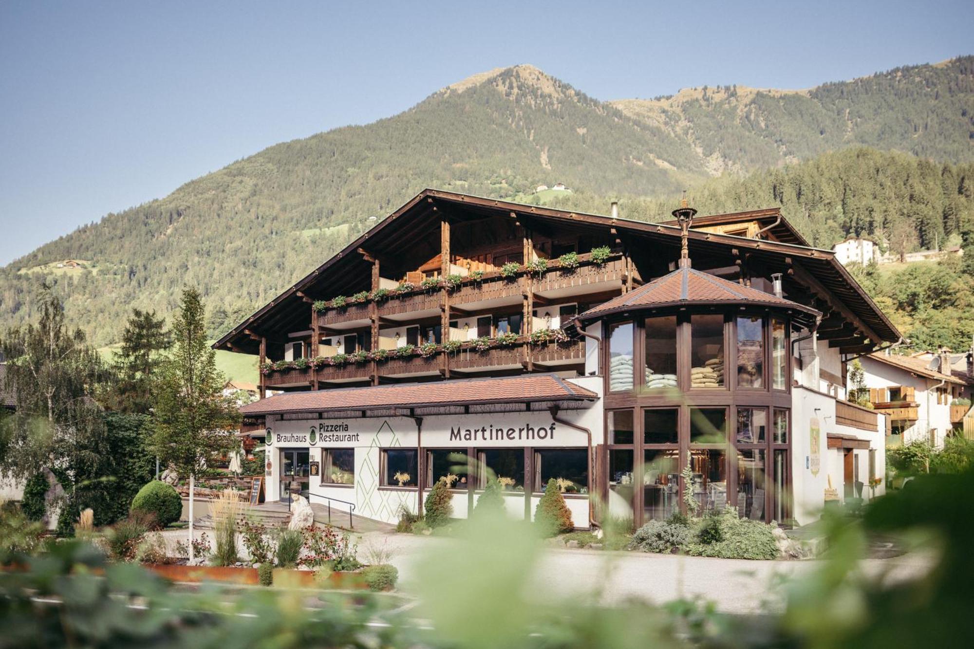 Martinerhof'S Brauhotel San Martino di Castrozza Buitenkant foto